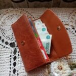 High Quality Leather Female Hasp Clutch Vintage Wallet photo review