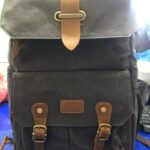 17 inch Canvas DSLR Camera Backpack Waterproof Canvas Batik USB Port photo review