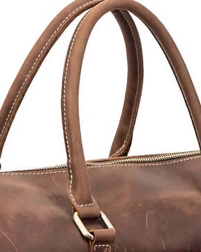 Spacious Functionality Meets Vintage Charm: 20 Inch, 30 Liter Leather Duffel Bag